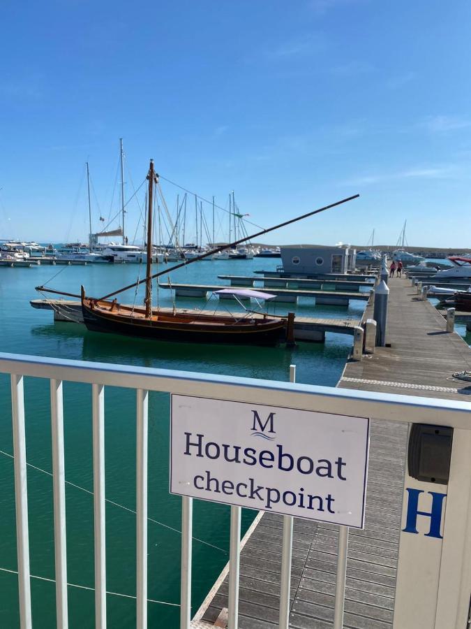 Marina del Gargano Houseboat Manfredonia Exterior foto