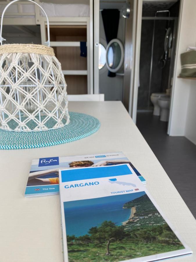 Marina del Gargano Houseboat Manfredonia Exterior foto