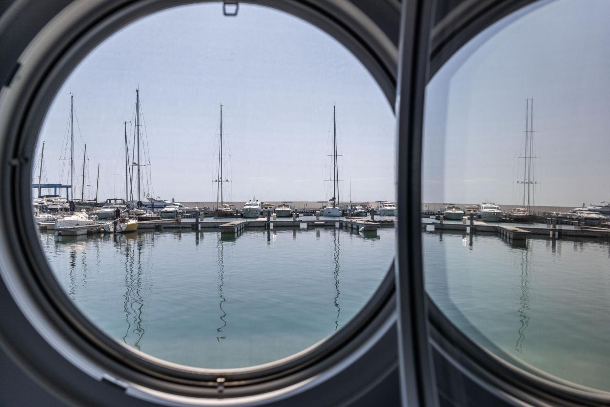Marina del Gargano Houseboat Manfredonia Exterior foto