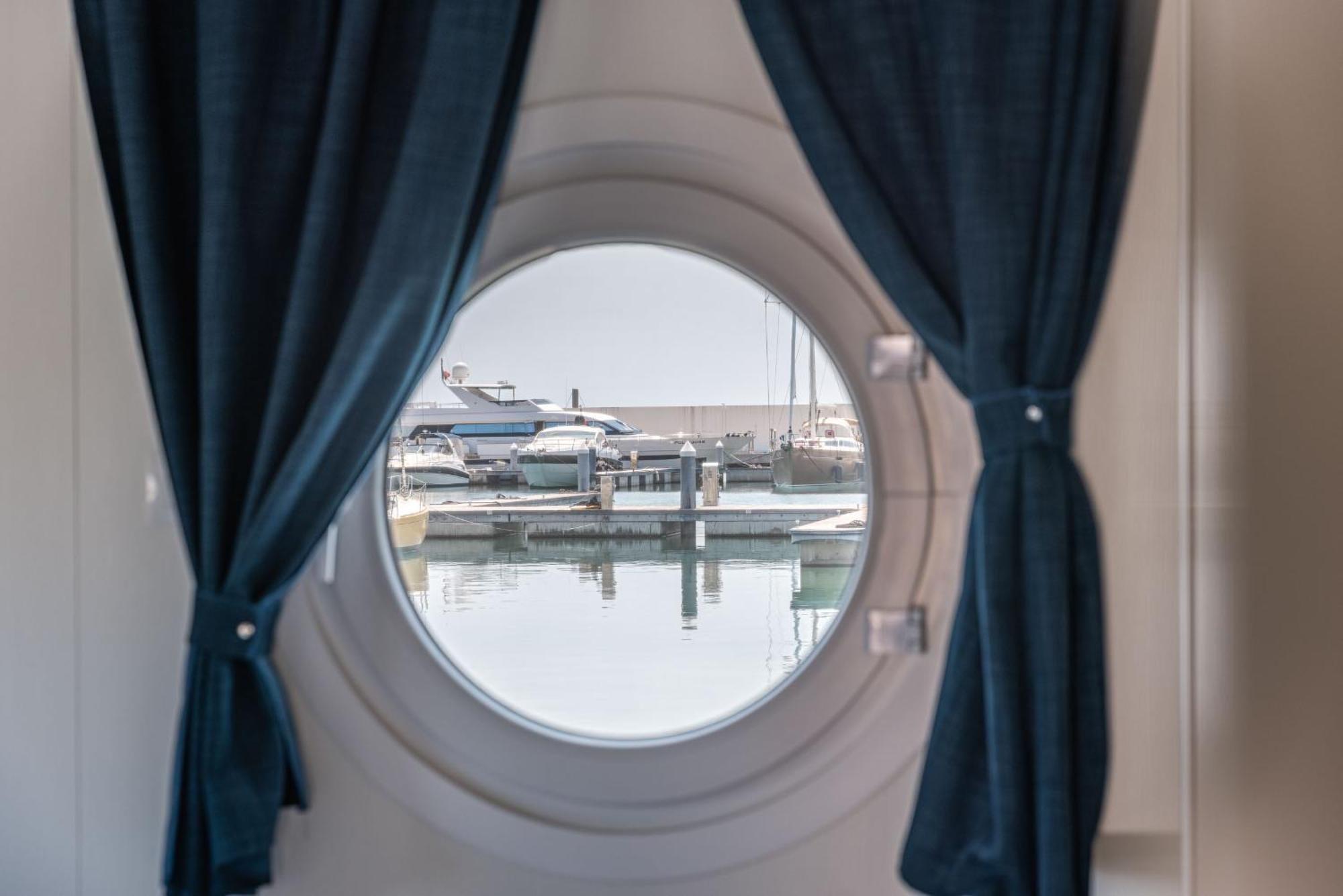 Marina del Gargano Houseboat Manfredonia Exterior foto